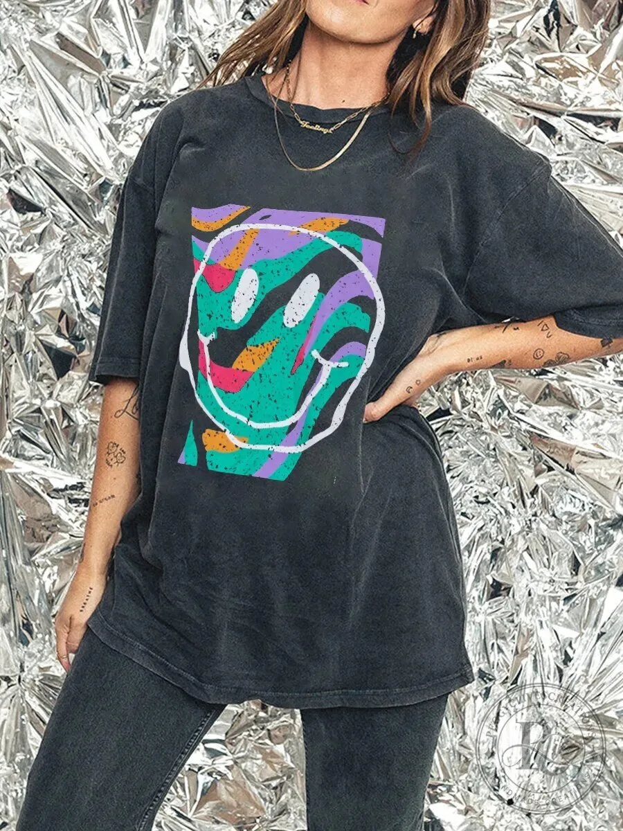 Happy Life Abstract Swirl Smiley Face Graphic T-Shirt